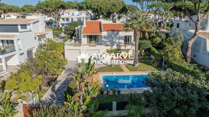 Image No.1-Villa de 4 chambres à vendre à Vilamoura
