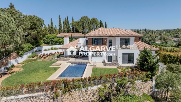Image No.1-4 Bed Villa for sale