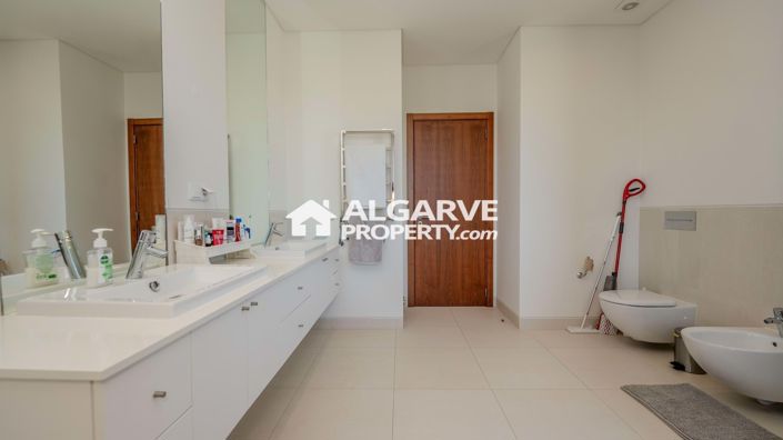 Image No.18-Villa de 4 chambres à vendre à Almancil