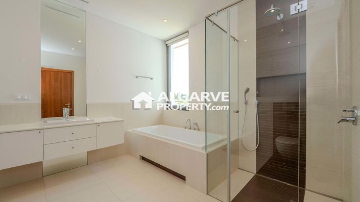 Image No.20-Villa de 4 chambres à vendre à Almancil