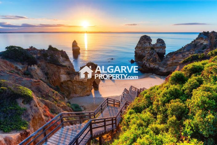 Image No.20-2 Bed Apartment for sale