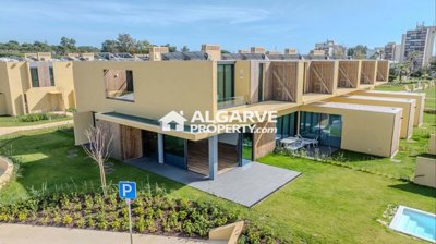 3 Bed Semi-Detached for sale