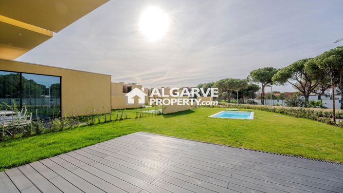 Image No.29-3 Bed Semi-Detached for sale