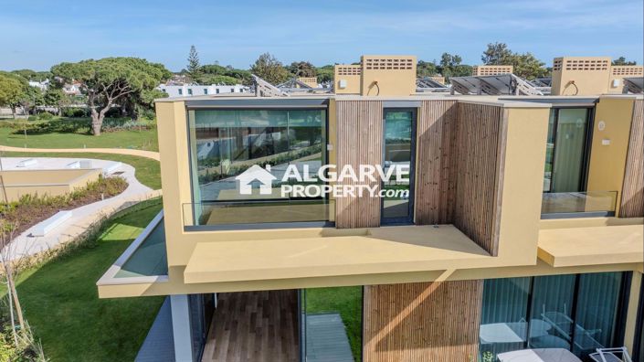 Image No.34-3 Bed Semi-Detached for sale