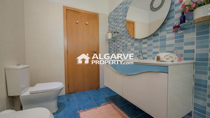 Image No.16-Villa de 5 chambres à vendre à Loule