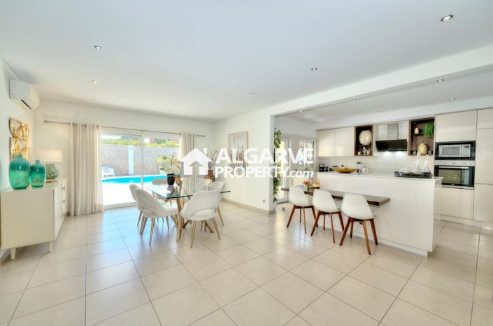 Image No.70-Villa de 5 chambres à vendre à Loule