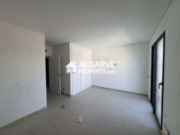 3-12003-78d1f4f8b6655591b02d22fabb36a692d73cc