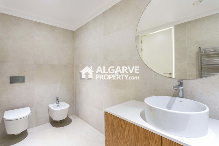 Image No.21-Jumelé de 3 chambres à vendre à Vilamoura