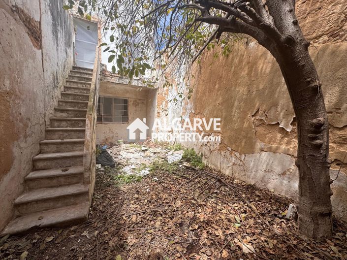 Image No.1-Villa for sale