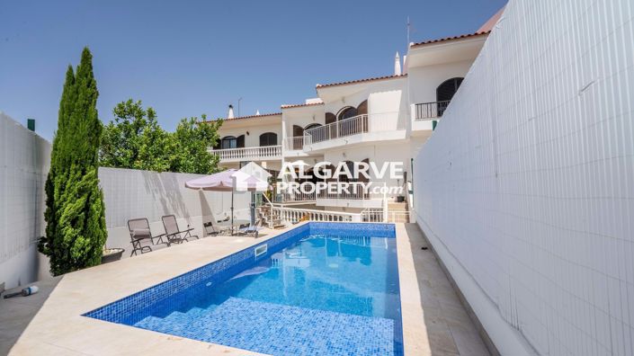 Image No.1-3 Bed Villa for sale