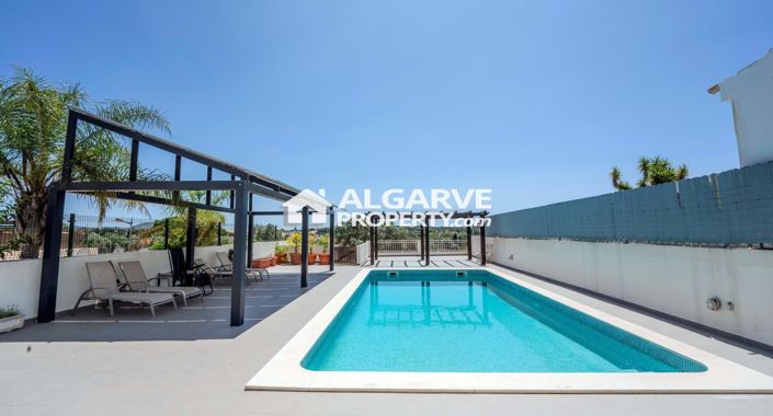 Image No.1-4 Bed Villa for sale