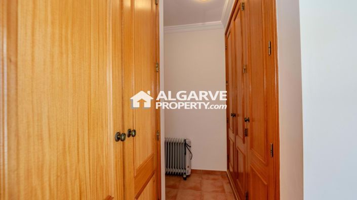 Image No.23-4 Bed Semi-Detached for sale