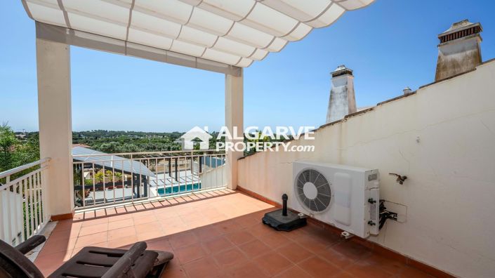 Image No.27-4 Bed Semi-Detached for sale