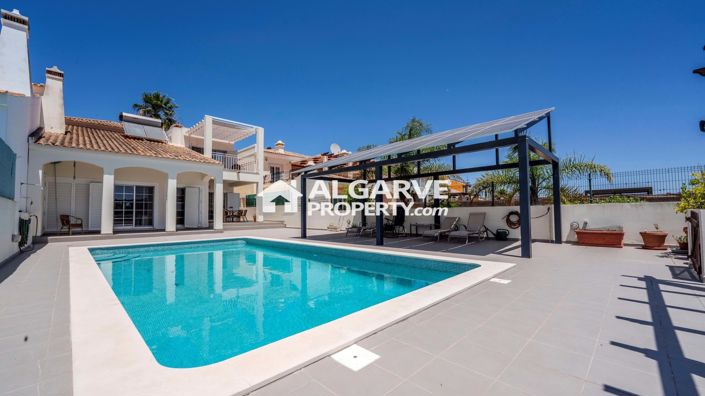 Image No.35-4 Bed Semi-Detached for sale