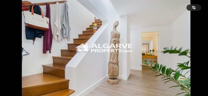 Image No.13-3 Bed Villa for sale