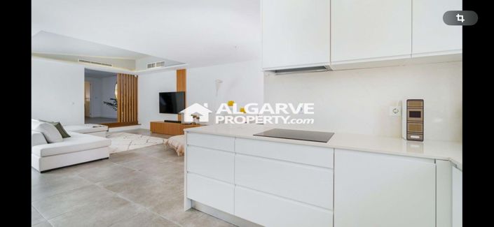 Image No.23-3 Bed Villa for sale