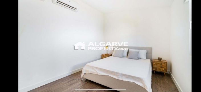 Image No.29-3 Bed Villa for sale