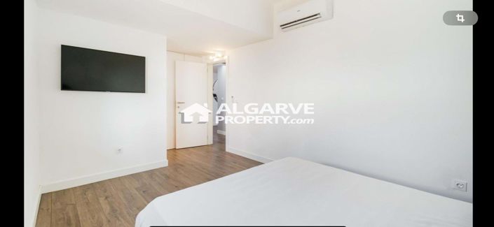 Image No.30-3 Bed Villa for sale