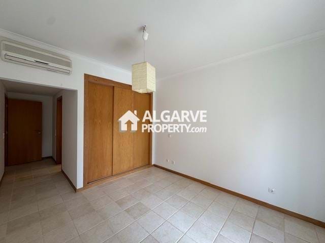 Image No.21-2 Bed Apartment for sale