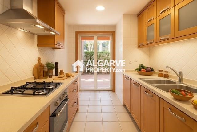 Image No.4-2 Bed Apartment for sale