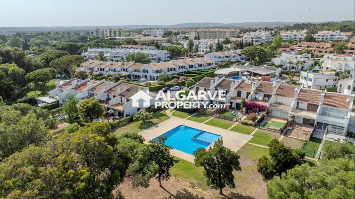 Image No.1-3 Bed Villa for sale