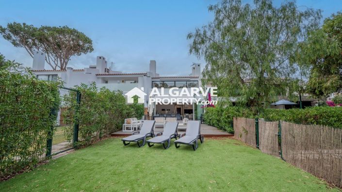 Image No.24-3 Bed Townhouse for sale