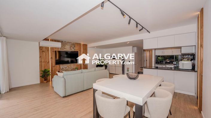 Image No.3-3 Bed Townhouse for sale