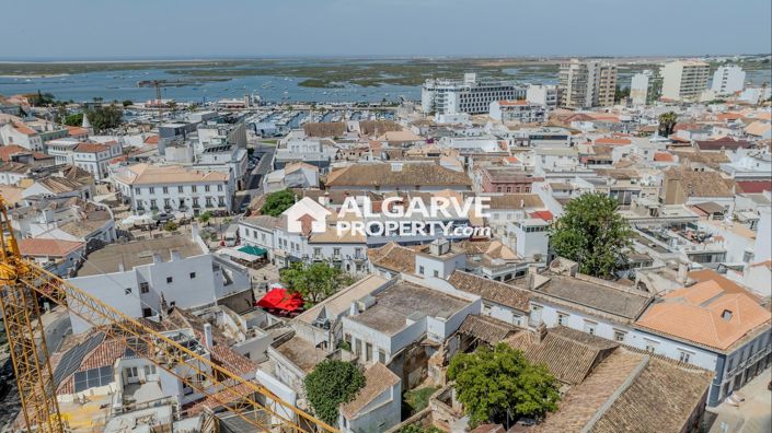Image No.86-Maison de ville à vendre à Faro City