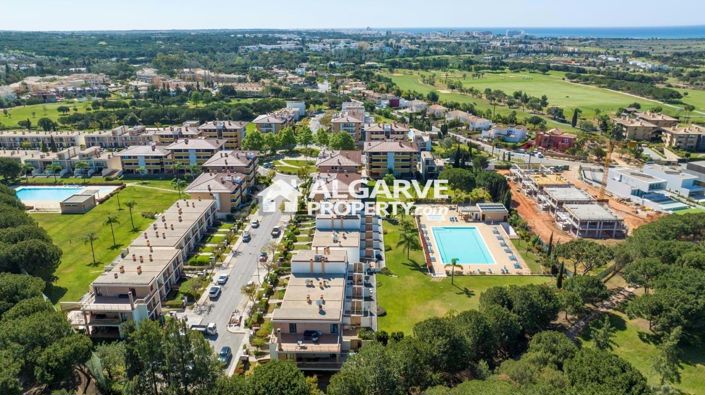 Image No.5-Jumelé de 5 chambres à vendre à Vilamoura