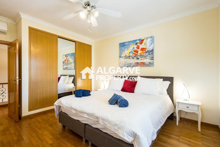 Image No.15-4 Bed Villa for sale