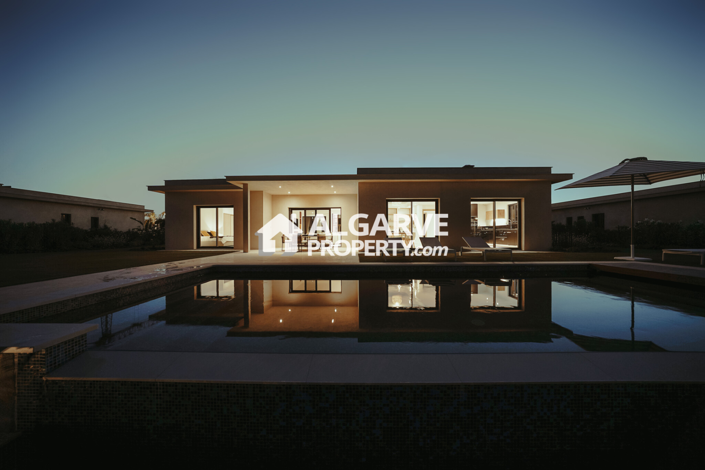 Image No.7-4 Bed Villa for sale