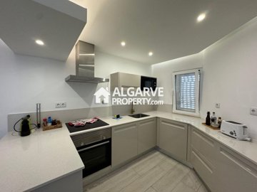 3-11795-78d1f4f8b6655591b02d22fabb36a692d73cc