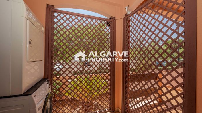 Image No.11-4 Bed Villa for sale