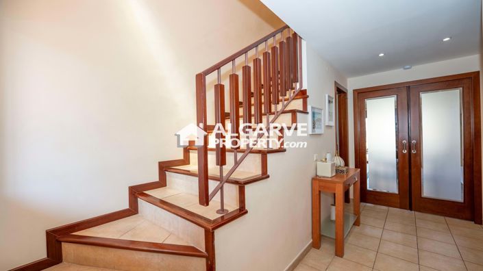 Image No.17-4 Bed Villa for sale