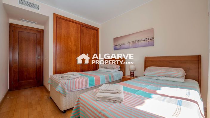 Image No.18-4 Bed Villa for sale