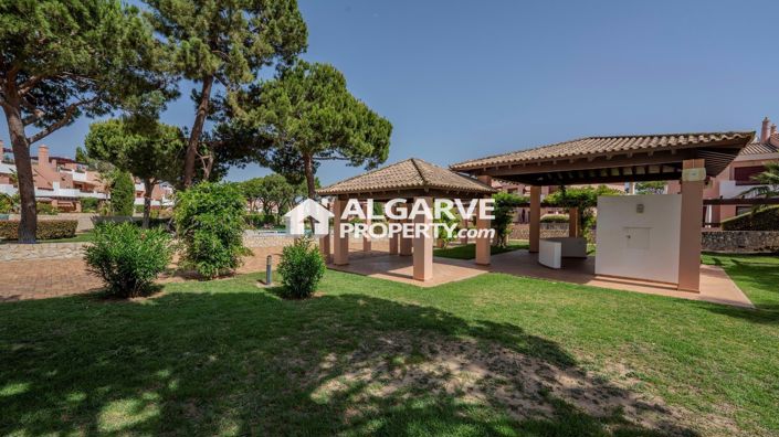 Image No.34-4 Bed Villa for sale