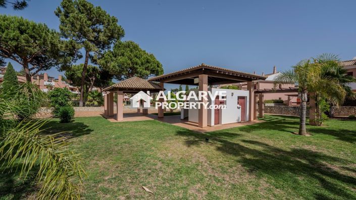 Image No.8-4 Bed Villa for sale