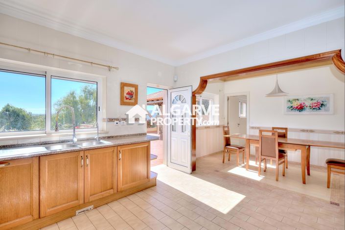 Image No.26-4 Bed Villa for sale