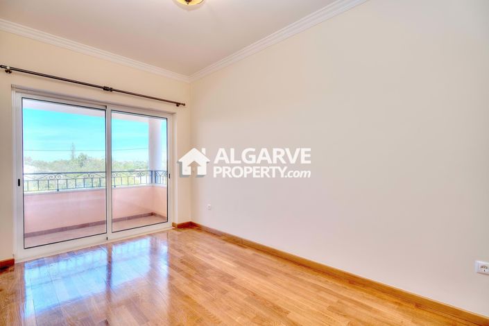 Image No.31-4 Bed Villa for sale