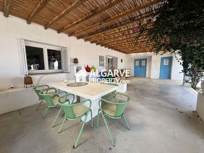 Image No.25-6 Bed Villa for sale