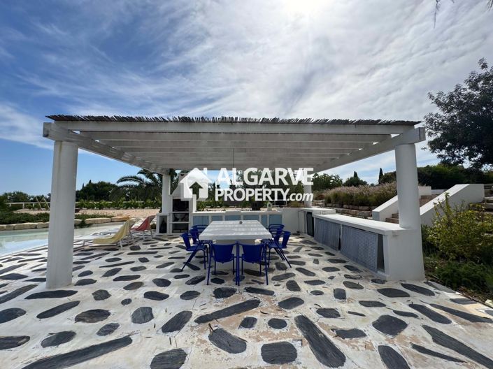 Image No.42-6 Bed Villa for sale