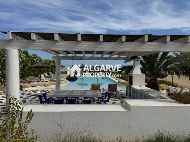 Image No.44-6 Bed Villa for sale