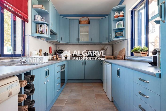 Image No.61-6 Bed Villa for sale