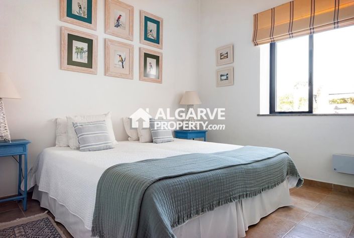 Image No.68-6 Bed Villa for sale