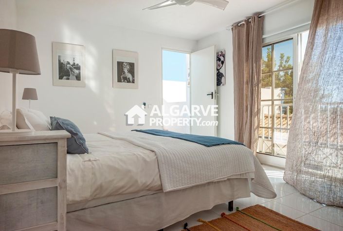 Image No.69-6 Bed Villa for sale