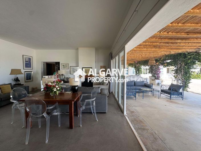 Image No.9-6 Bed Villa for sale