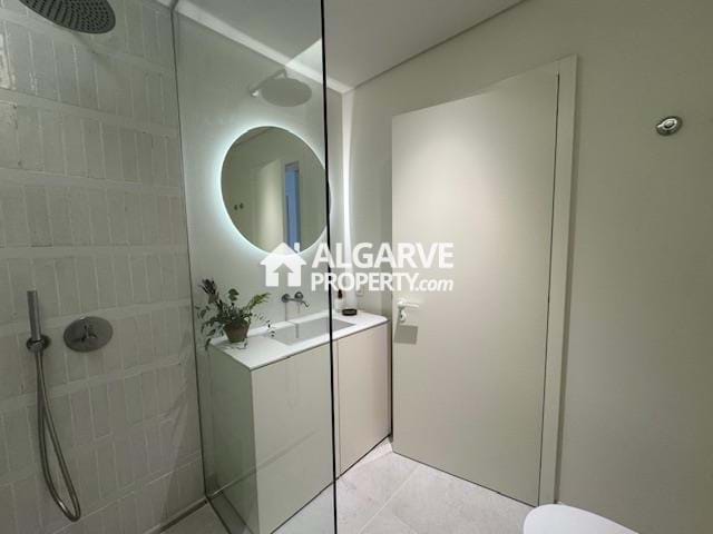 Image No.26-2 Bed Apartment for sale