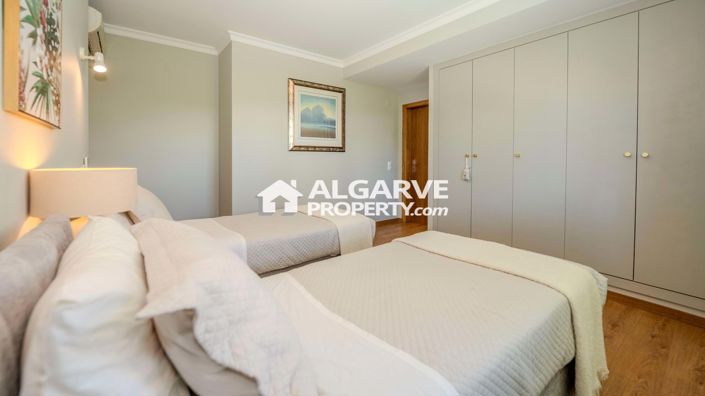 Image No.21-4 Bed Villa for sale