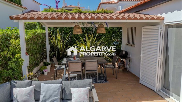 Image No.35-4 Bed Villa for sale