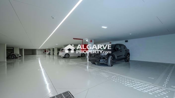 Image No.25-2 Bed Apartment for sale